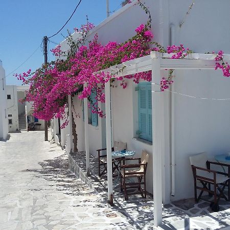 Galanis Place Antiparos Bagian luar foto