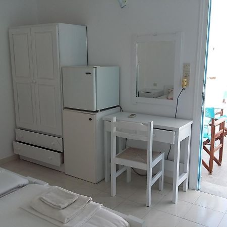 Galanis Place Antiparos Bagian luar foto