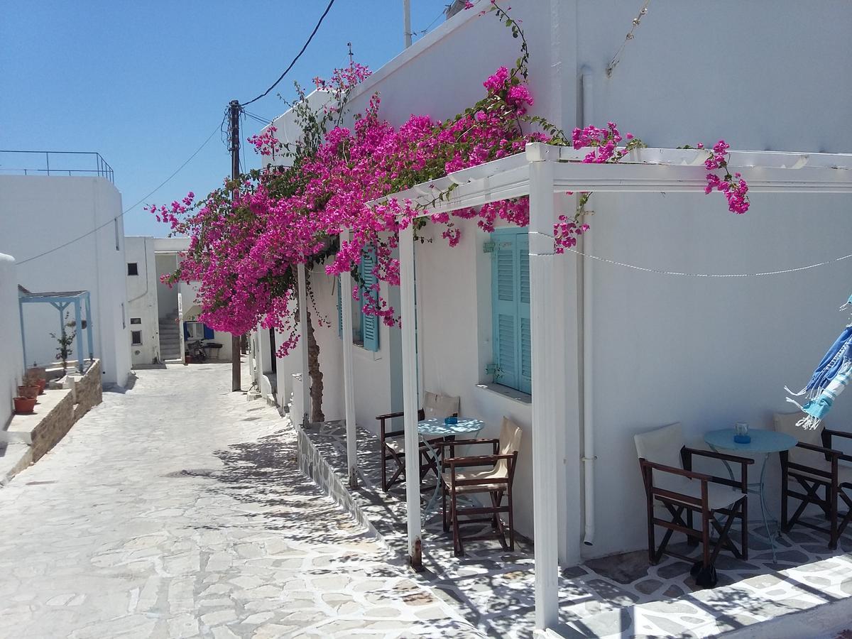 Galanis Place Antiparos Bagian luar foto