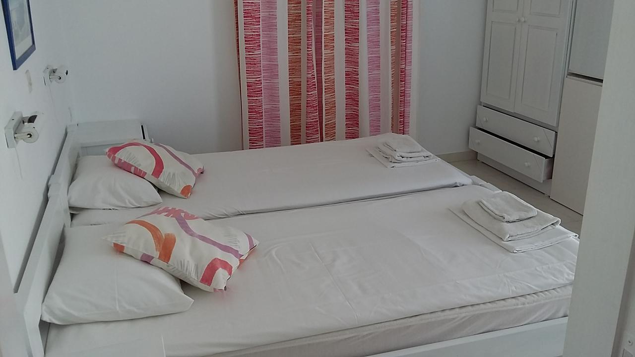 Galanis Place Antiparos Bagian luar foto
